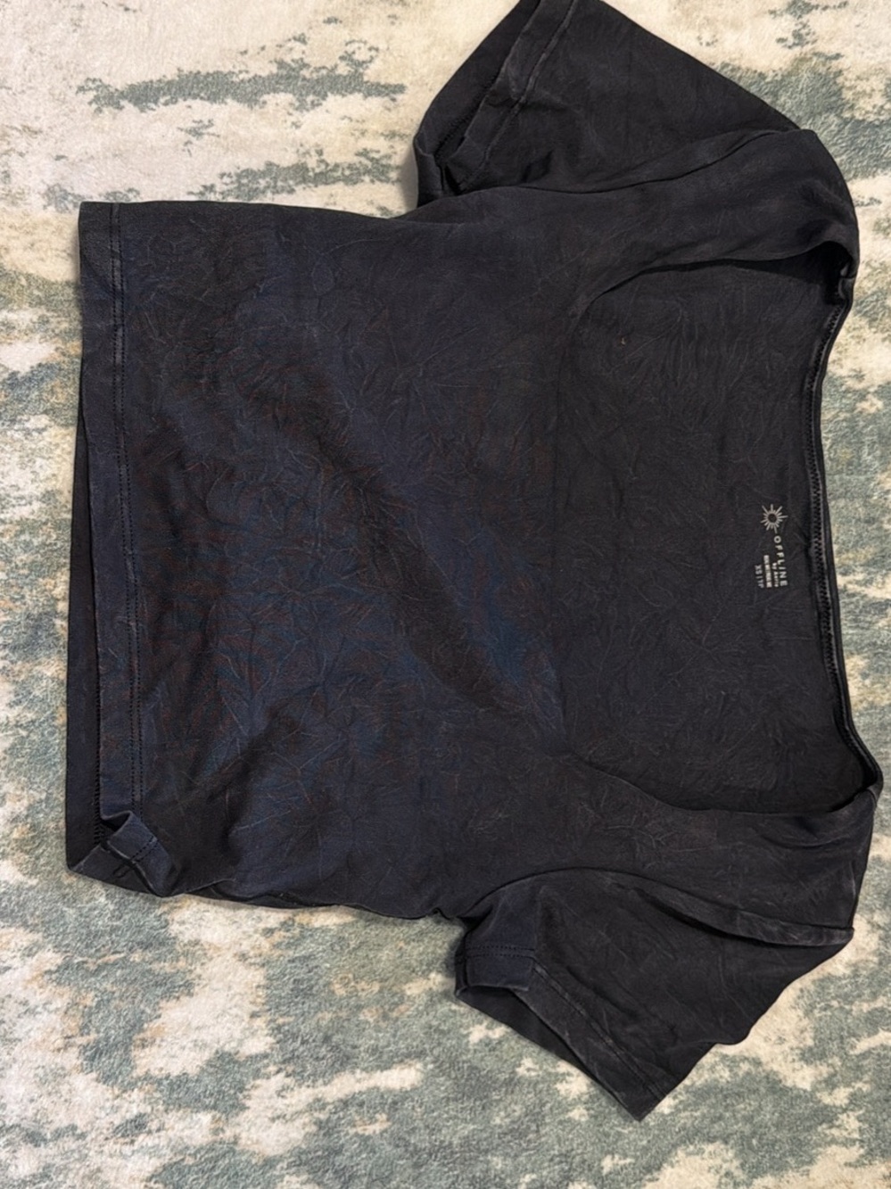 Women’s black Cropped Tee - Lightweight Short Sleeve Crop Top